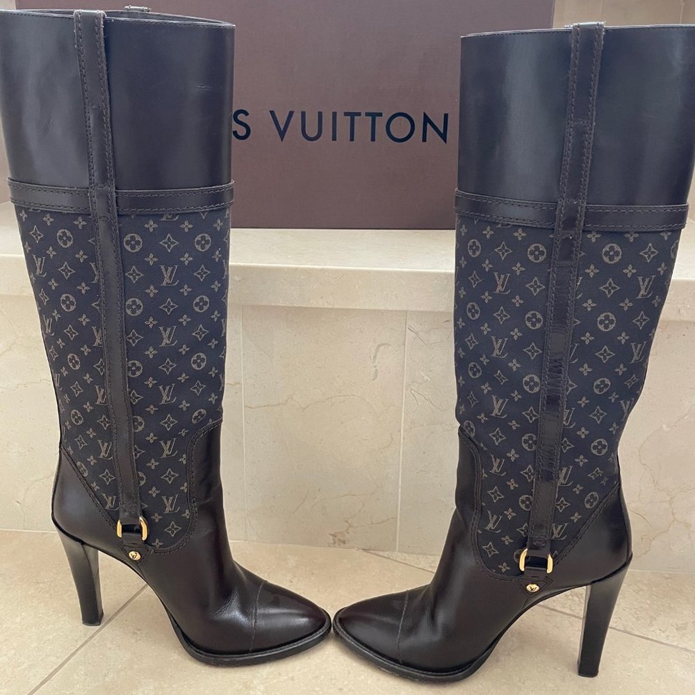 LOUIS VUITTON Brown Monogram Leather Boots 38.5EU